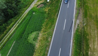 Schwerer Verkehrsunfall zwischen Betonmischwagen und PKW in Steyregg
