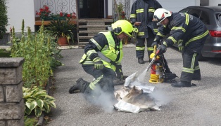 Brand einer Fritteuse in einem Wohnhaus in Eberstalzell