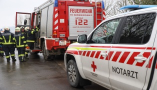 Schwere Pfählungsverletzung bei Baumschnitt in einem Garten in St. Marienkirchen an der Polsenz
