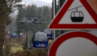 Letzte Bergfahrt in ungwisse Zukunft - Liftbetrieb am Kasberg in Grünau im Almtal vorerst beendet