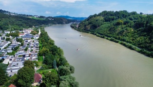 Gekentertes Kajak auf der Donau sorgte in Puchenau für größeres Aufgebot der Einsatzkräfte