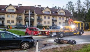 Tödlicher Verkehrsunfall: Motorradlenker (21) starb bei schwerer Kollision in Geretsberg