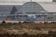 Hercules-Maschine: Schadensbehebung an Pannenflieger des Bundesheeres in Hörsching dauert an
