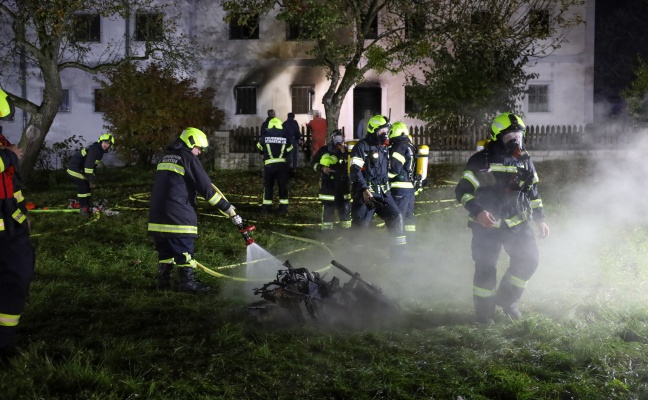 Fünf Feuerwehren bei Brand auf einem Bauernhof in St. Martin im Mühlkreis im Einsatz