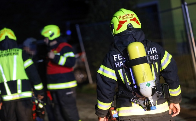 Zwei Feuerwehren bei Brand in einer Wohnung in Hargelsberg im Einsatz