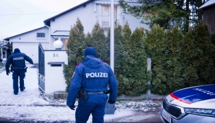 Mordalarm in Obernberg am Inn: Sohn soll Vater mit Messer tödlich verletzt haben