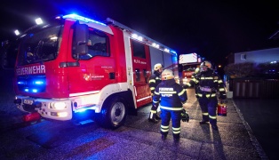 Saunabrand in Marchtrenk noch vor Eintreffen der Feuerwehren bereits gelöscht