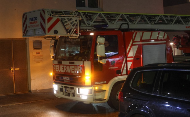 Verschmorte Steckdosenleiste sorgte kurzzeitig für Einsatz von vier Feuerwehren in Ansfelden