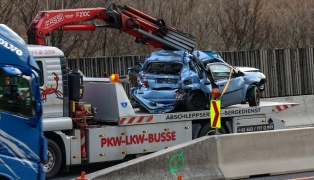 Tödlicher Verkehrsunfall im Tunnel Kienberg auf der Pyhrnautobahn in Micheldorf in Oberösterreich