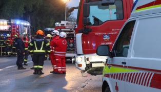 Acht Feuerwehren bei Zimmerbrand auf einem Bauernhof in Waldneukirchen im Einsatz