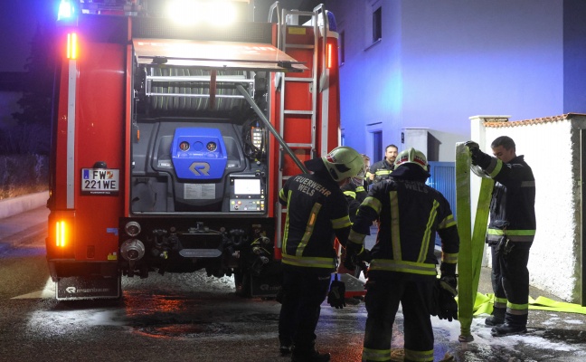 Brand einer Selche in einem Nebengebude eines Hauses in Wels-Neustadt
