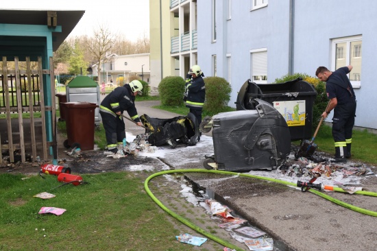 Serie von Brandstiftungen in einem Siedlungsgebiet in Wels-Lichtenegg beschftigt Feuerwehr