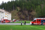Fnf Feuerwehren bei grerem Waldbrand auf einem steilen Hang in Rosenau am Hengstpa im Einsatz
