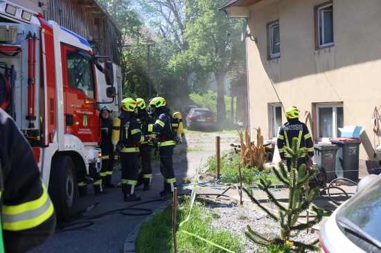 Fnf Feuerwehren bei Brand in einem Gebude in Gaspoltshofen im Einsatz