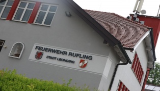 Personenrettung in Leonding: Person offenbar mit Finger in "Elektroameise" eingeklemmt