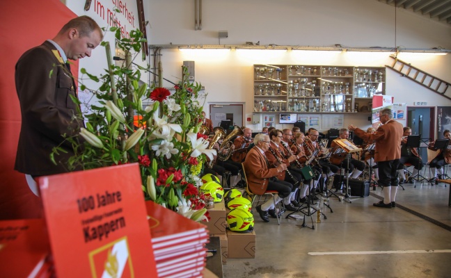 100 Jahre Feuerwehr Kappern: Feierlicher Festakt mit Helmsegnung in Marchtrenk