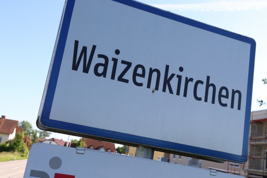 Vier Feuerwehr zu Brand eines Gebudes nach Waizenkirchen alarmiert
