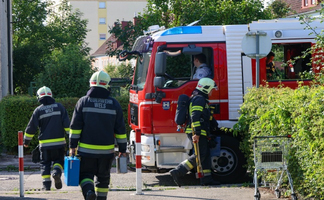 Brandverdacht samt dringender Trffnung in Wels-Vogelweide
