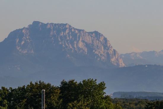 Tdliches Ereignis: Reanimation eines Wanderers (74) am Traunstein in Gmunden erfolglos verlaufen