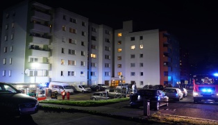 Drei Feuerwehren bei Kchenbrand in einem Mehrparteienhaus in Leonding im Einsatz