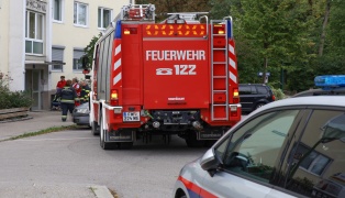 Fehlalarm: Gemeldeter Brand samt eingeschlossener Person in einem Lift in Wels-Innenstadt