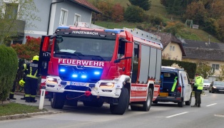 Einsatzkrfte zu Gasaustritt in einem Einfamilienhaus in Hinzenbach alarmiert