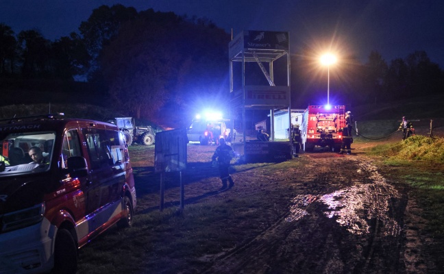Taufkirchen an der Trattnach: Personenrettung durch Feuerwehr nach schwerem Motocross-Sturz