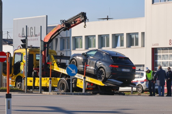 Verkehrsunfall im Kreuzungsbereich der Wiener Strae zwischen Traun und Pasching endet glimpflich