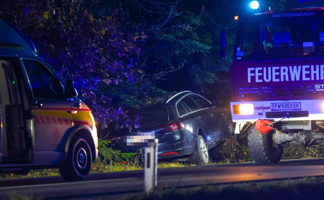 Autolenkerin (52) verstorben: Tdlicher Ausgang eines Verkehrsunfalls bei Natternbach