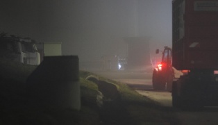 Brandeinsatz bei einem Entsorgungsunternehmen in Wels-Schafwiesen