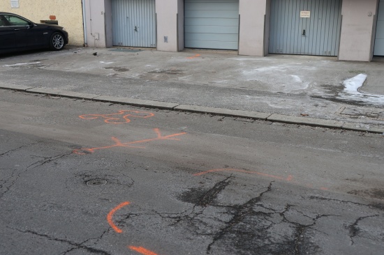 T�dlicher Verkehrsunfall: Fu�g�ngerin (89) erlag nach Unfall in Linz-Bulgariplatz ihren Verletzungen