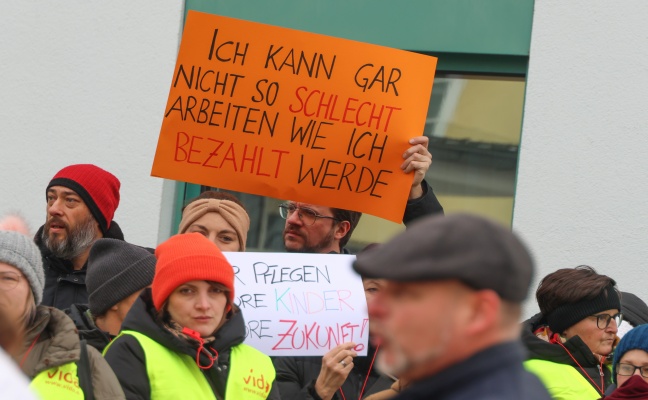 Streik der Besch�ftigten an acht Ordensspit�ler-Standorten in Ober�sterreich