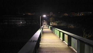 Betrunkener abgest�rzt: Einsatzkr�fte zu Personenrettung aus unwegsamem Gel�nde in Gmunden alarmiert