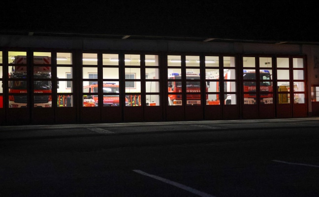 Person in misslicher Lage: Feuerwehr in einer Wohneinrichtung in Scharnstein im Einsatz