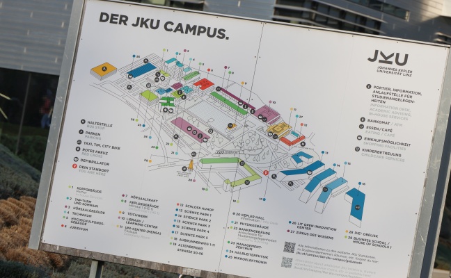 Bank�berfall: Raub�berfall auf Bankfiliale in einem Universit�tsgel�nde in Linz-Dornach-Auhof