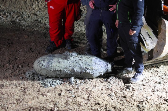 Bombenfund: Evakuierungsaktion nach Fund einer 250-Kilogramm-Fliegerbombe in Linz-Froschberg