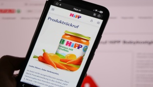 Produktr�ckruf: Dringende Warnung der Polizei wegen m�glicherweise vergifteter Babykostgl�schen