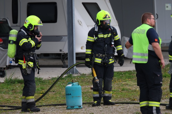 Gasaustritt: Feuerwehr zu ausstr�mender Propangasflasche in Wei�kirchen an der Traun gerufen