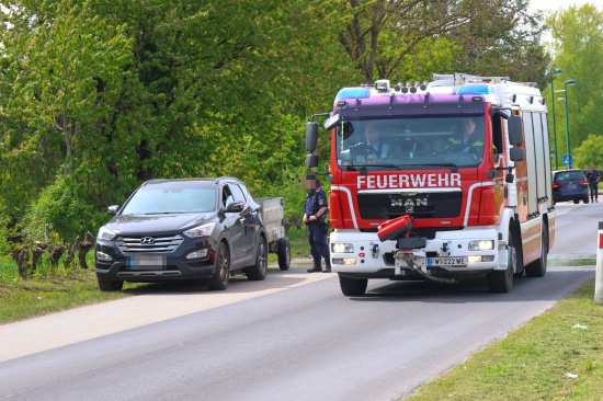 Brand auf der Ladefl�che eines PKW-Anh�ngers in Wels-Vogelweide schnell gel�scht