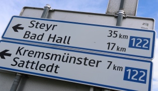 2,14 Promille: Alkolenker mitsamt Frau und Kindern am Heimweg von Feier bei Sattledt gestoppt