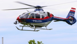 Personensuche: Gr��erer Einsatz von Polizei und Feuerwehr in Pettenbach und Steinbach am Ziehberg