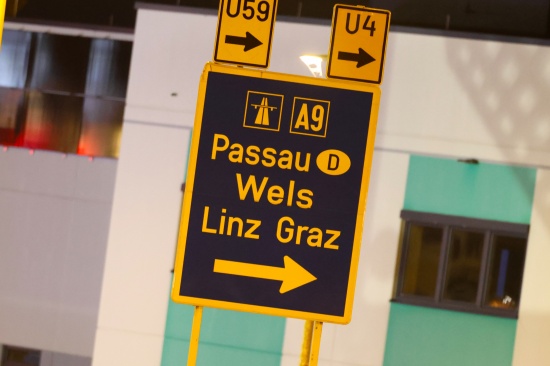 Schwerer Verkehrsunfall im Tunnel Ottsdorf auf der Pyhrnautobahn in Micheldorf in Ober�sterreich