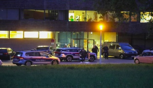 Mordalarm: Lehrerin (28) in einer Schule in Taufkirchen an der Pram offenbar von Kollege get�tet