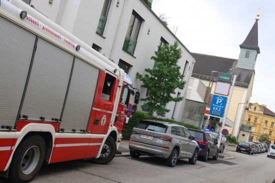 Brandverdacht: Vermeintlich eingesteckter Lockenstab sorgte f�r Einsatz in Wels-Innenstadt