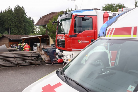 Drei Verletzte nach Kellerbrand in einem Wohnhaus in Waldneukirchen