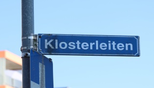 Gemeldeter Fahrzeugbrand in Stadl-Paura stellte sich als Rauchentwicklung aus einer Akku-Box heraus