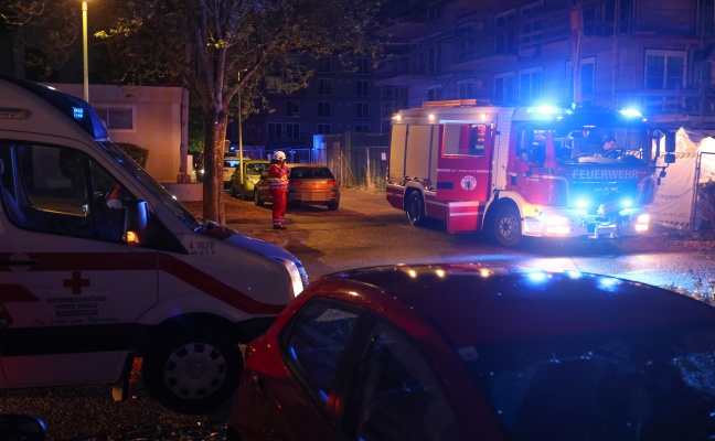 Einsatzkr�fte zu gemeldetem Brand einer Tiefgarage einer Wohnanlage in Wels-Neustadt alarmiert