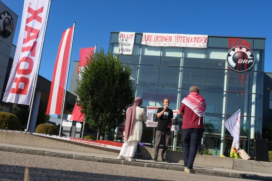 Kundgebung: Aktivisten verschafften sich erneut Zutritt zum Dach eines Unternehmens in Gunskirchen
