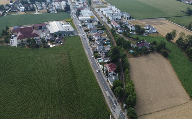 Polizei zog Waffe: Wilde Verfolgungsjagd �ber Westautobahn sowie durch das Ortsgebiet von Sattledt