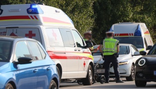 Drei Verletzte bei Verkehrsunfall im Kreuzungsbereich der Wiener Stra�e bei Gunskirchen